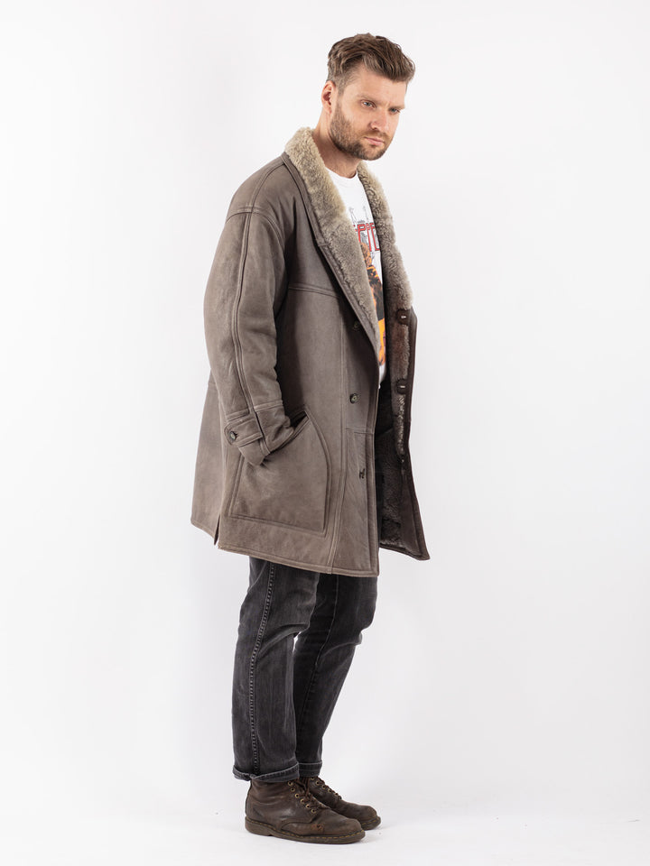 Vintage 80's Men Sheepskin Coat in Gray
