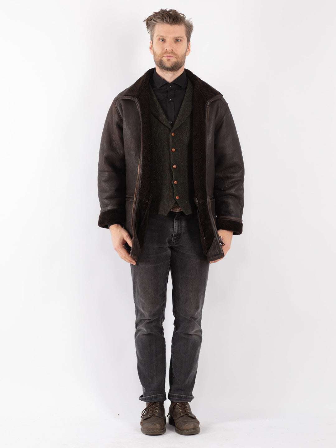 Vintage 80's Men Sheepskin Coat in Brown