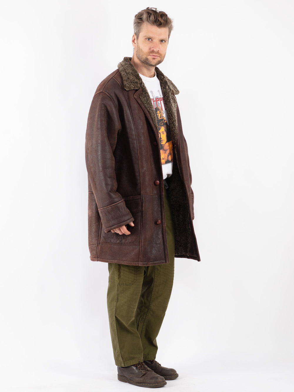 Vintage Men Sheepskin Shearling Coat in Brown