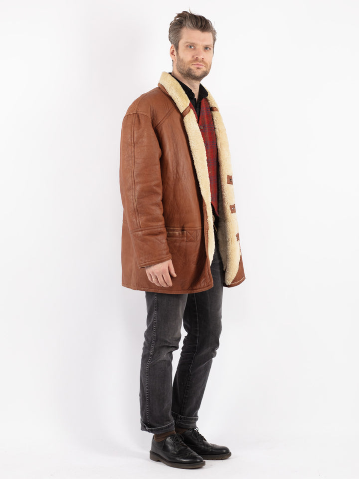 Vintage 80's Men Sheepskin Shearling Coat in Brown