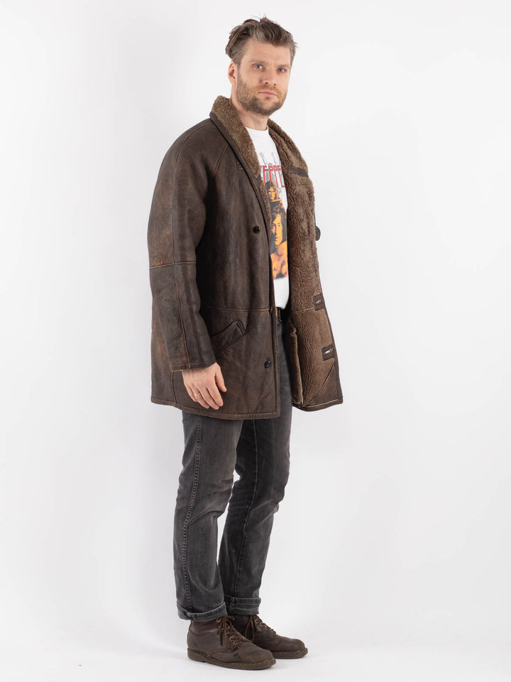 Vintage 80's Men Sheepskin Coat in BrownZ596