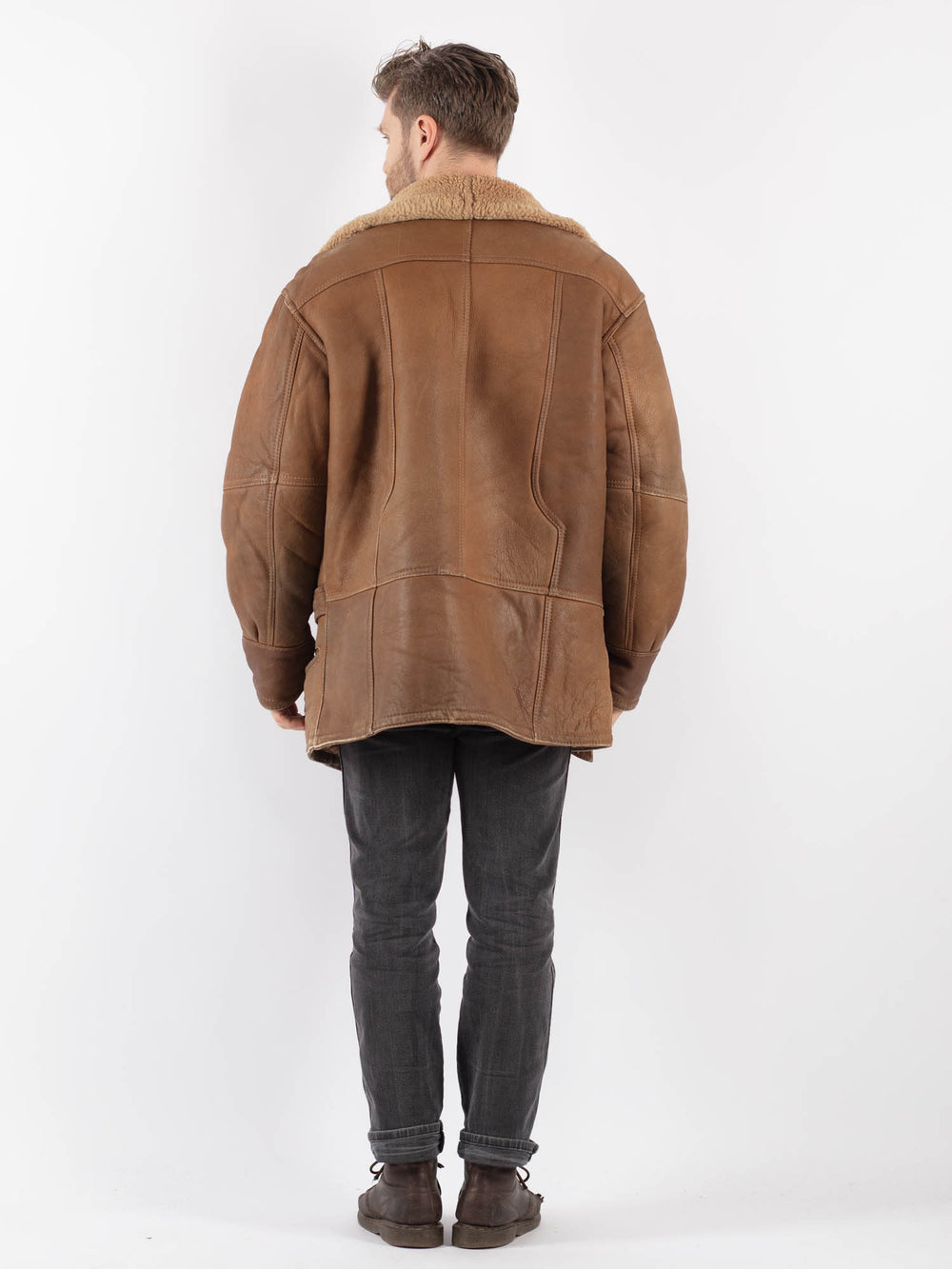 Vintage 80's Men Sheepskin Coat in BeigeZ598