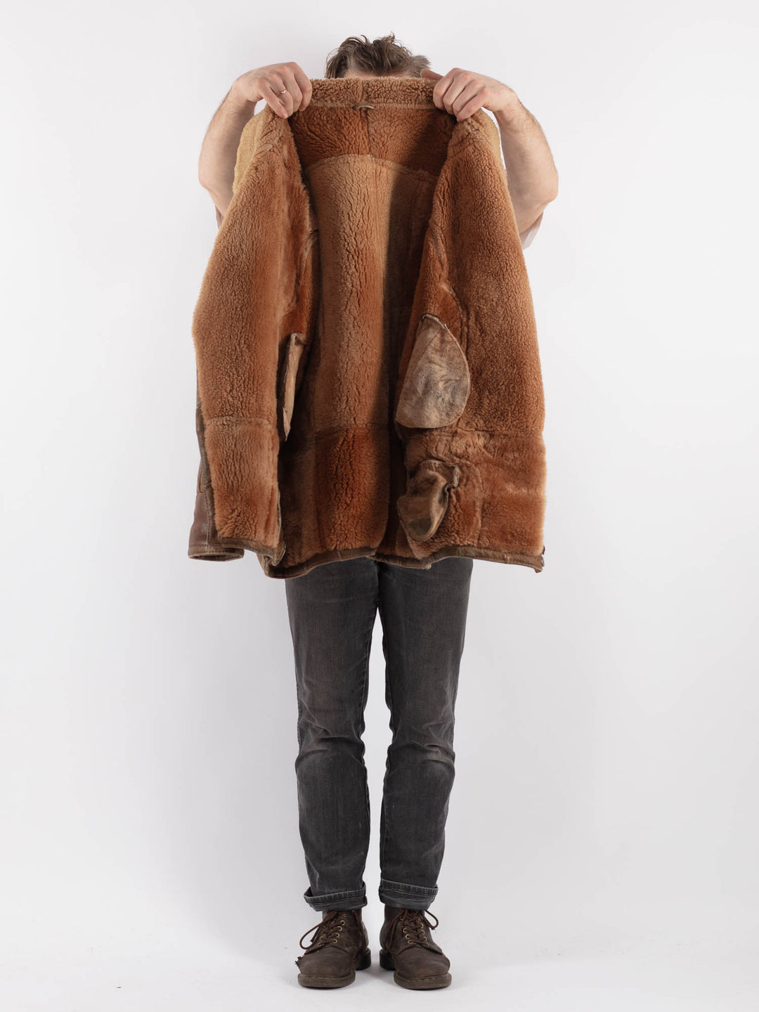 Vintage 80's Men Sheepskin Coat in BeigeZ598