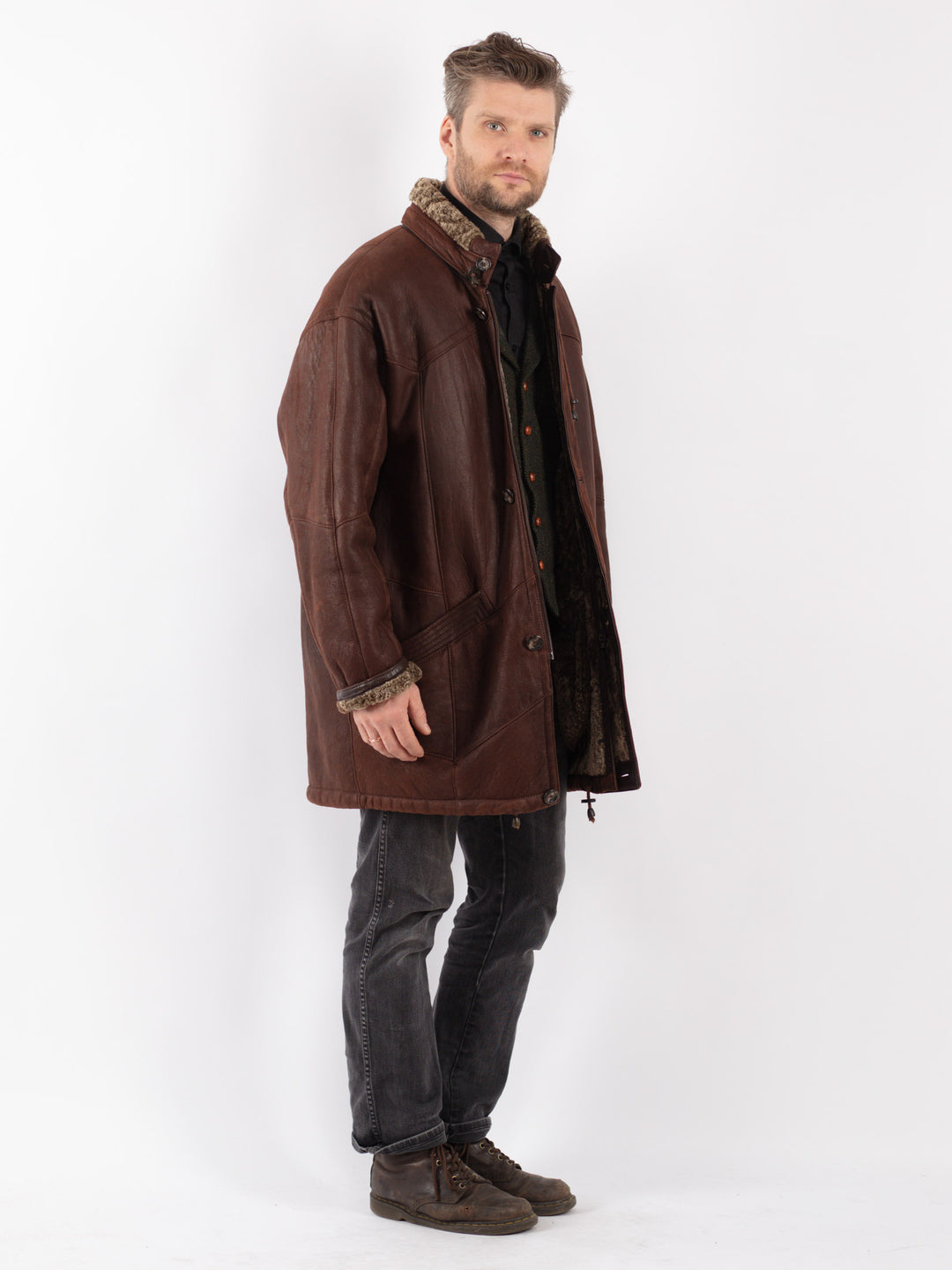 Vintage 80's Men Sheepskin Coat in Brown