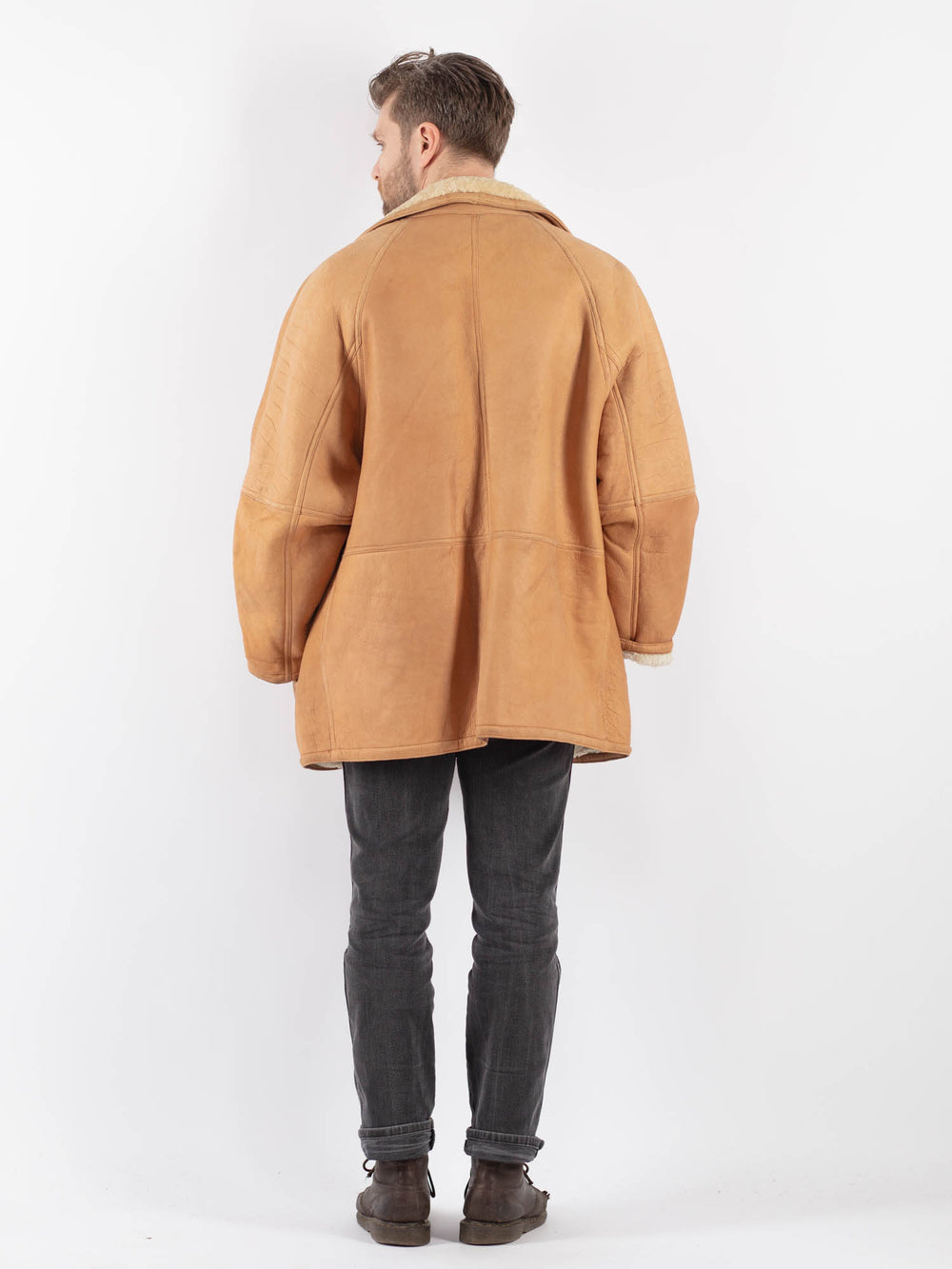 Vintage 80's Men Sheepskin Coat in BeigeZ603
