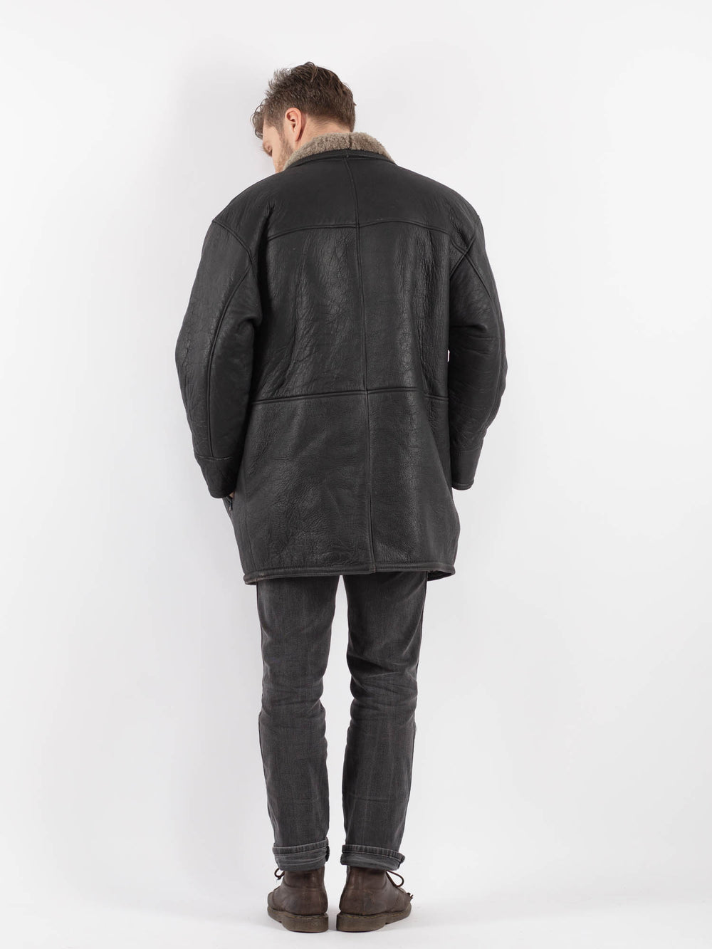 Vintage Men Sheepskin Coat in Black