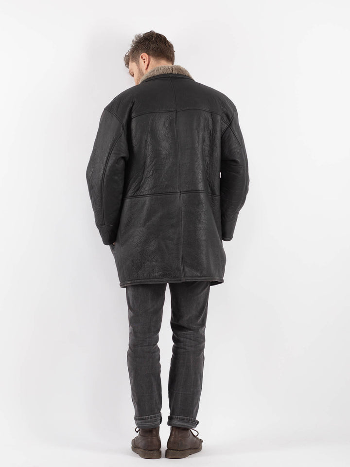 Vintage Men Sheepskin Coat in Black