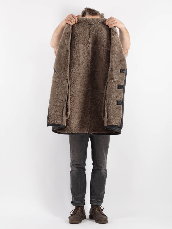 Vintage Men Sheepskin Coat in Black