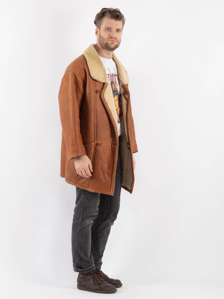 Vintage Men Sheepskin Coat in Brown