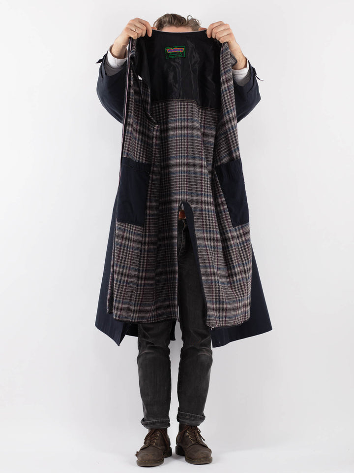 Vintage 80's Men Trench Coat in BlueZ934