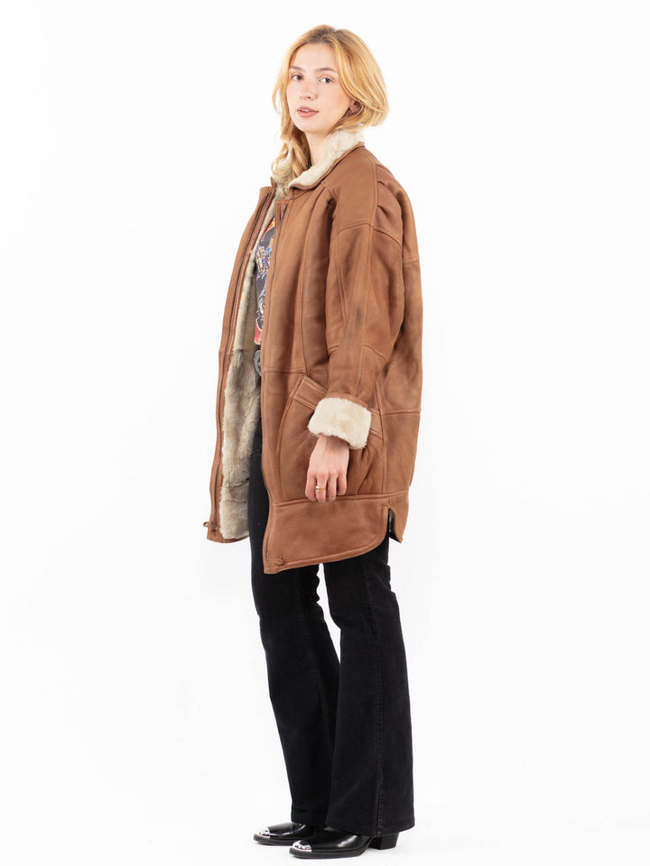 Vintage 80's Women Sheepskin Coat in BrownA0190