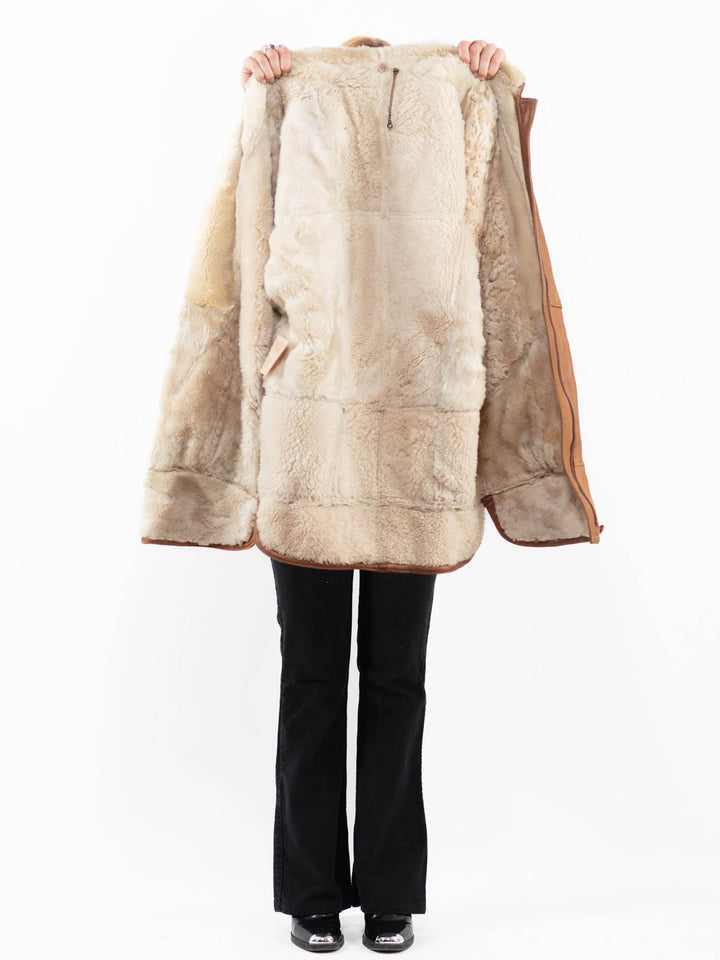 Vintage 80's Women Sheepskin Coat in BrownA0190