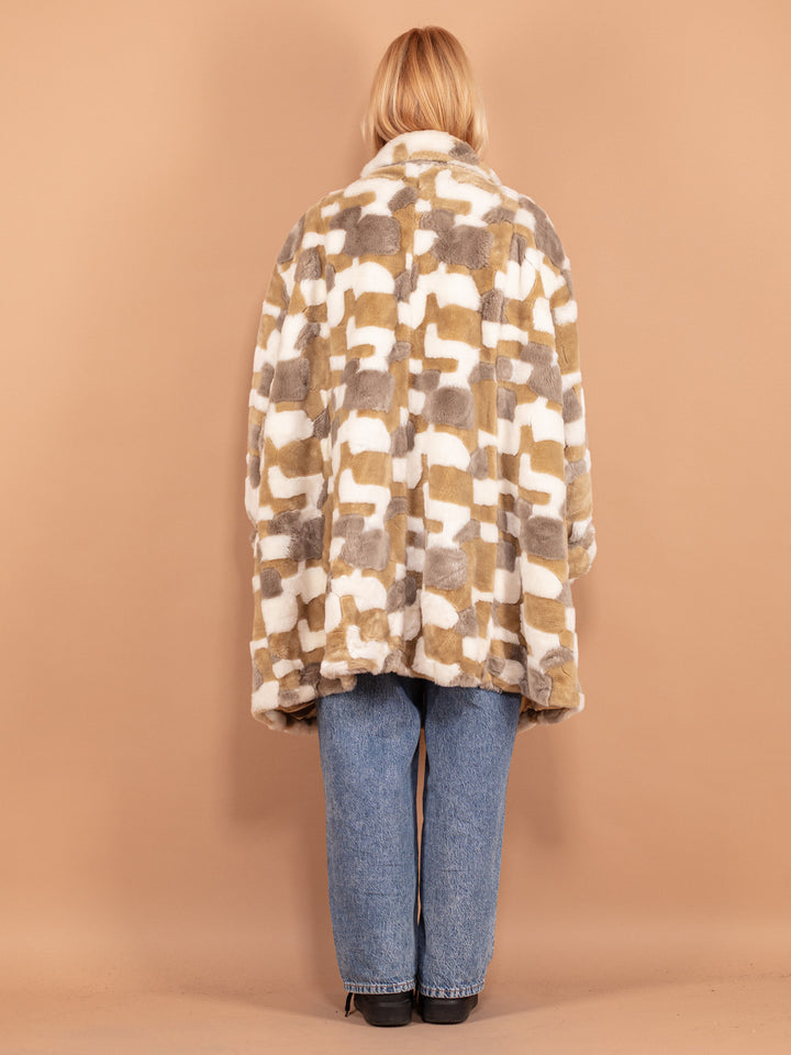 Vintage 80's Women Faux Fur Coat in Beige White
