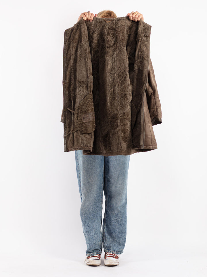 Vintage 80's Women Sheepskin Coat in Beige