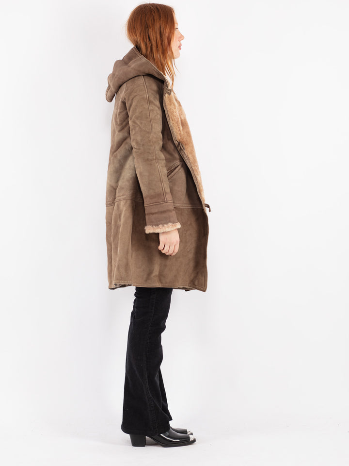 Vintage 80's Women Sheepskin Coat in Beige
