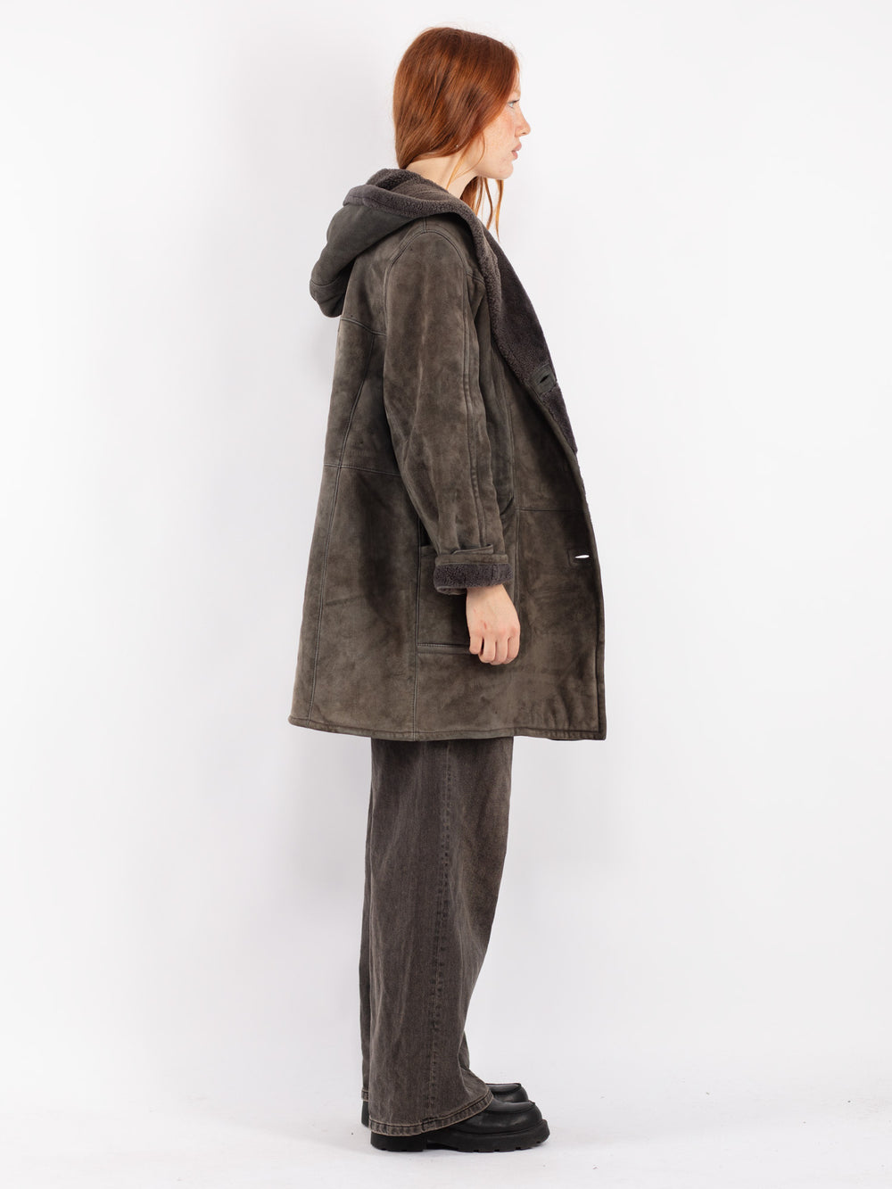 Vintage 80's Women Sheepskin Coat in Gray