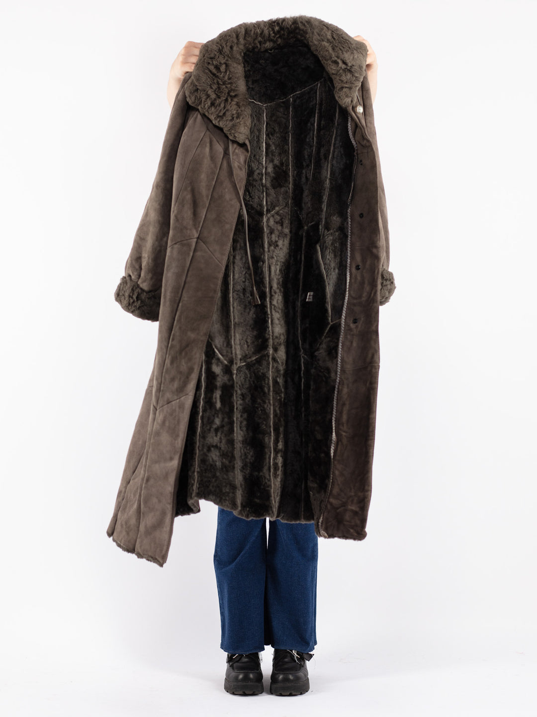 Vintage 80's Women Sheepskin Coat in Gray