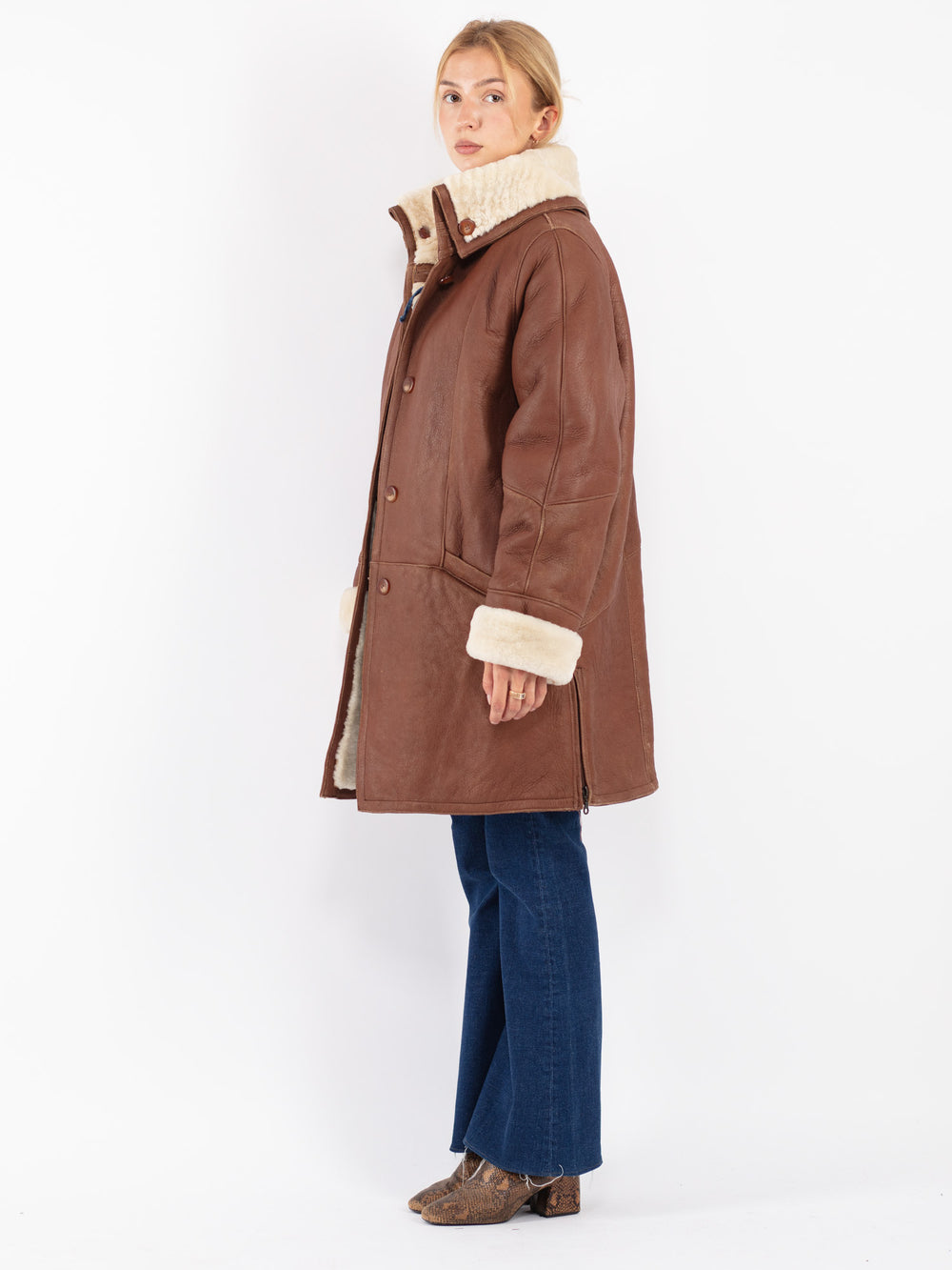 Vintage 80's Women Sheepskin Coat in Brown