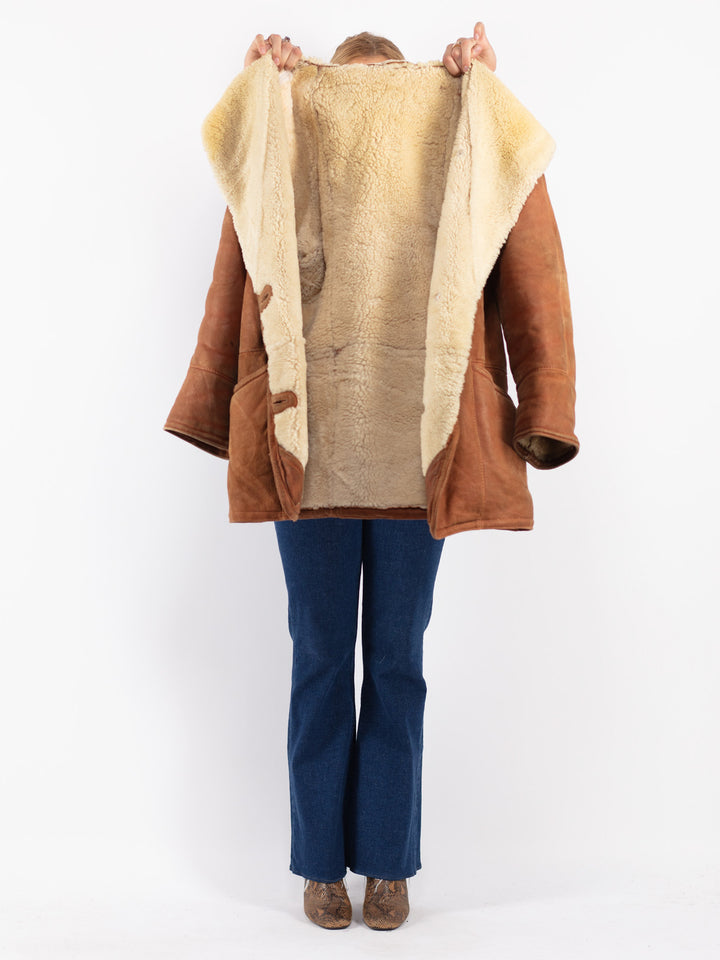 Vintage 80's Women Sheepskin Coat in Brown