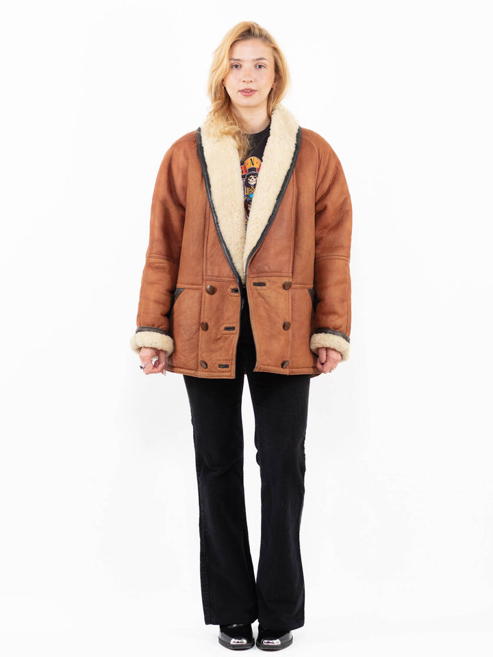 Vintage 80's Women Sheepskin Shearling Coat in BrownA0136