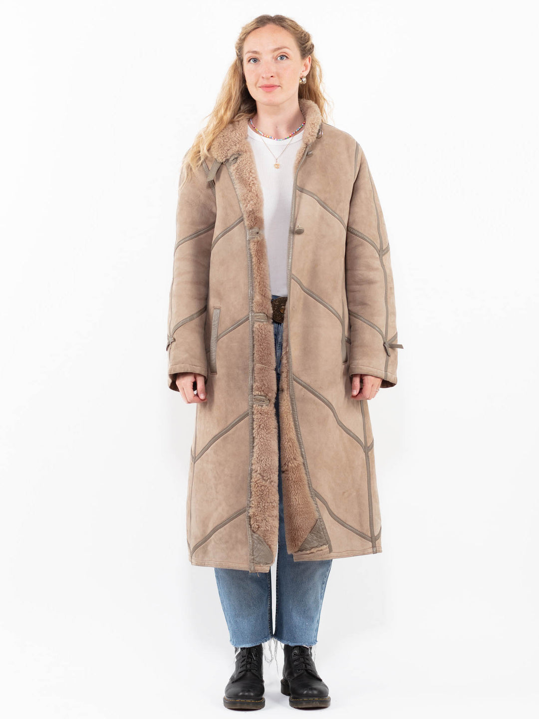 Vintage 80's Women Sheepskin Coat in BeigeA0241