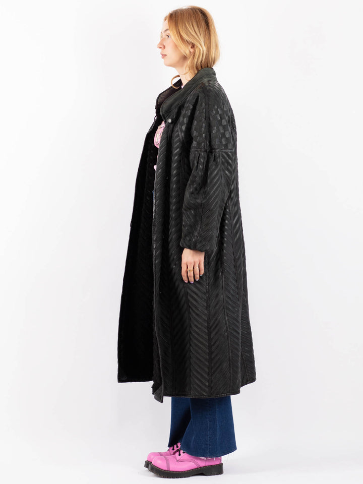 Vintage 80's Women Sheepskin Shearling in BlackV9539