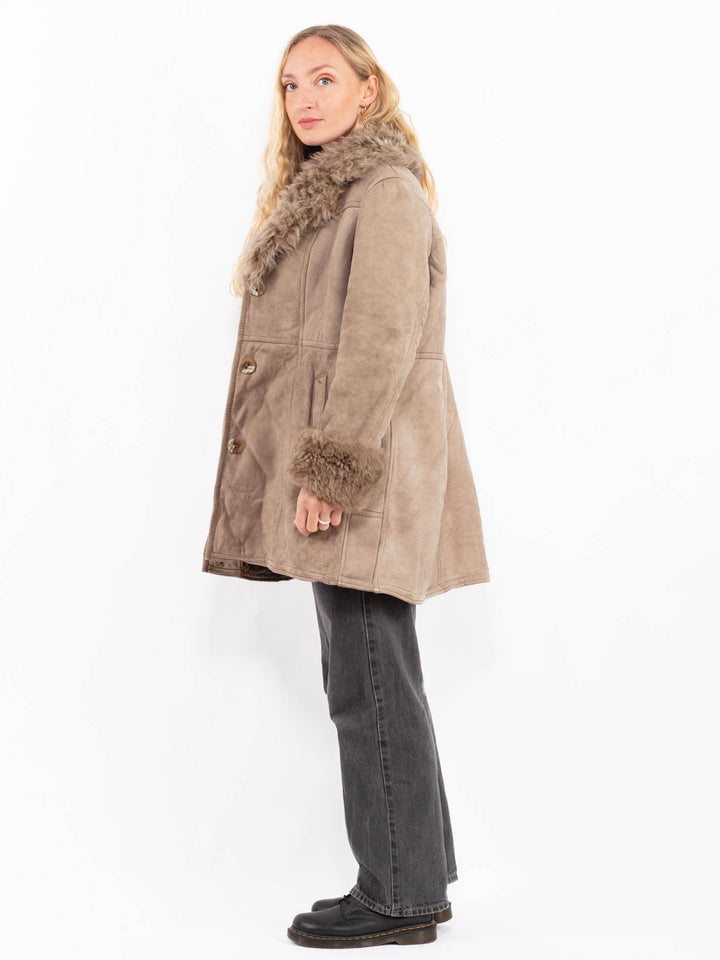 Vintage 80's Women Sheepskin Coat in BeigeA0589