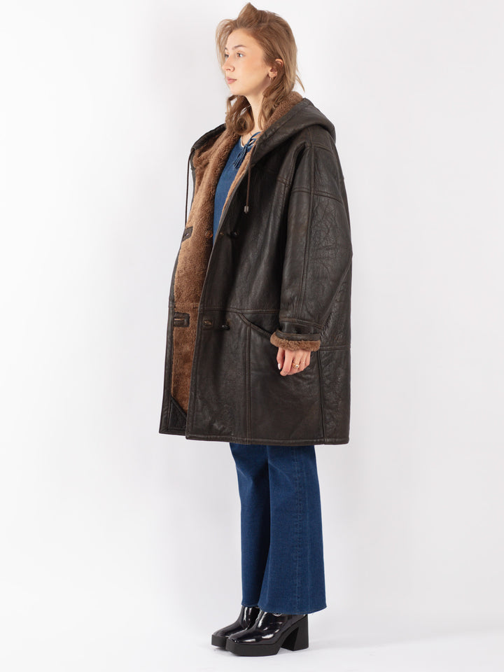 Vintage 80's Women Sheepskin Coat in Brown