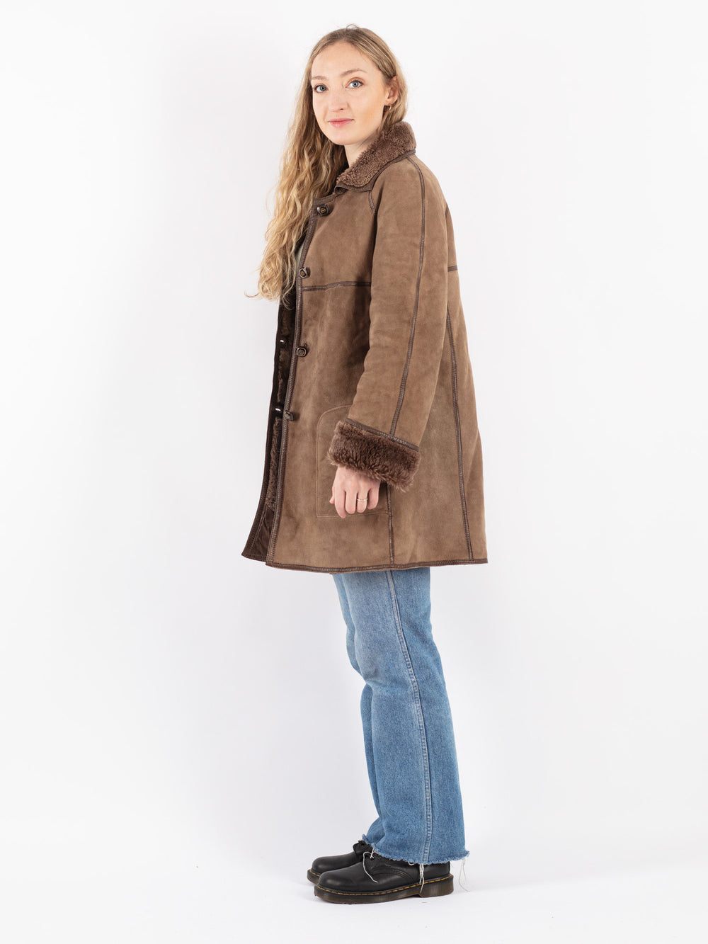 Vintage 80's Women Sheepskin Coat in Beige