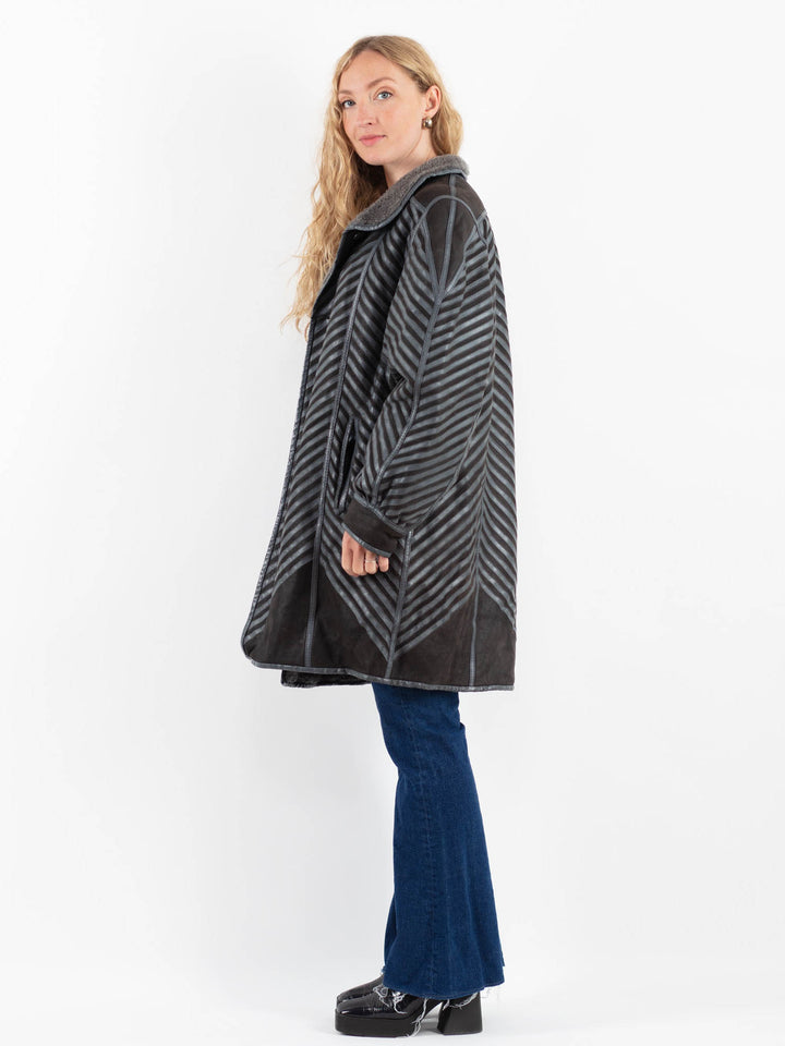 Vintage 80's Women Sheepskin Coat in GrayV9851