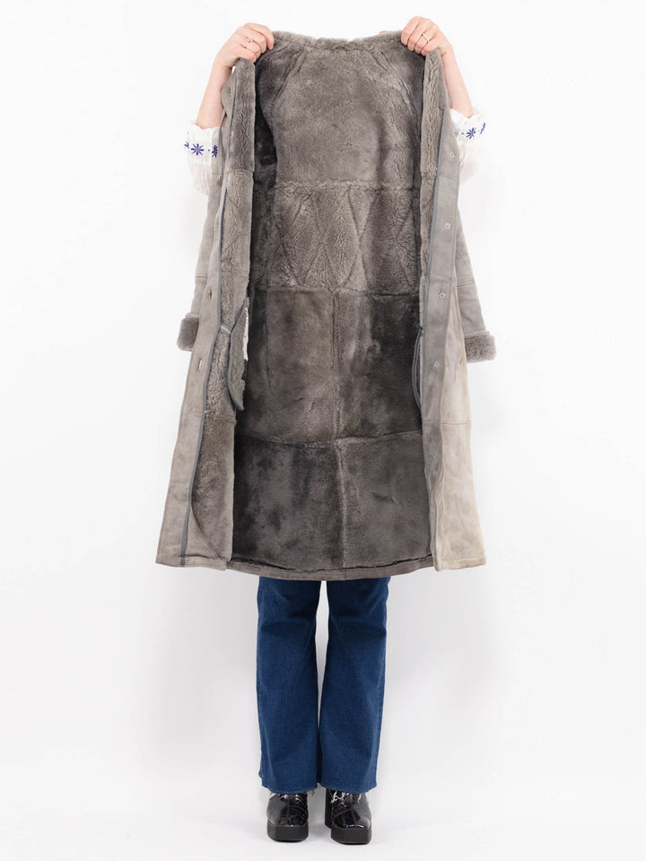 Vintage 80's Women Sheepskin Coat in GrayA0985