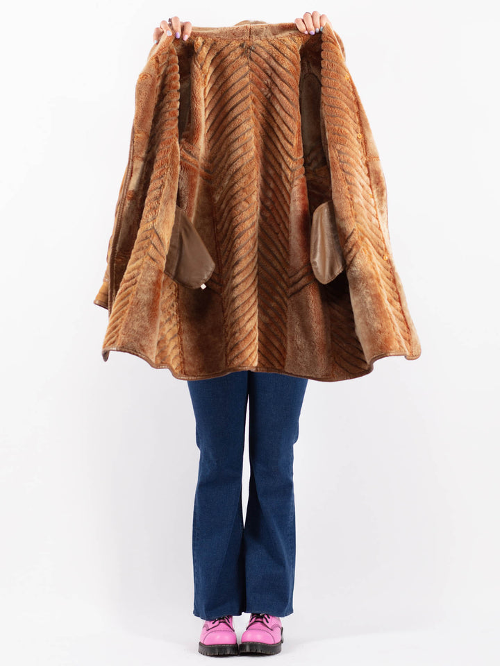 Vintage 80's Women Sheepskin Coat in BrownV9546