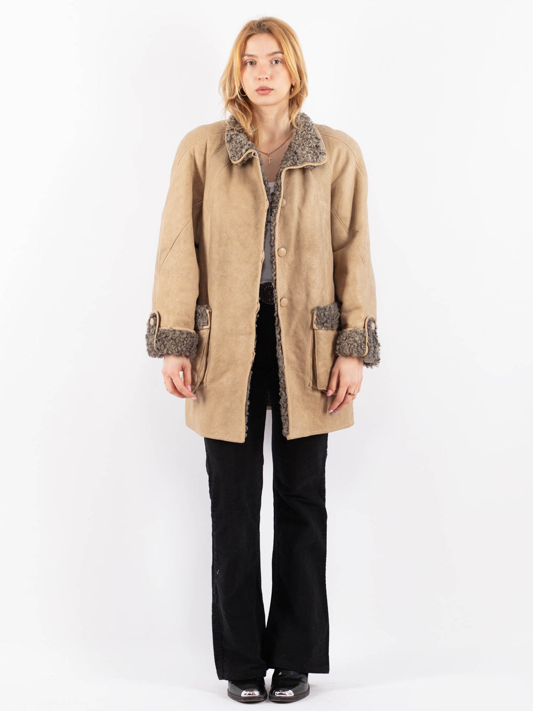 Vintage 80's Women Sheepskin Coat in BeigeV9652