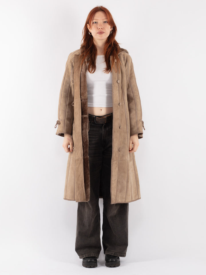 Vintage 80's Women Sheepskin Coat in BeigeV8472