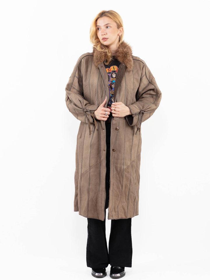 Vintage 80's Women Sheepskin Coat in BeigeA0156