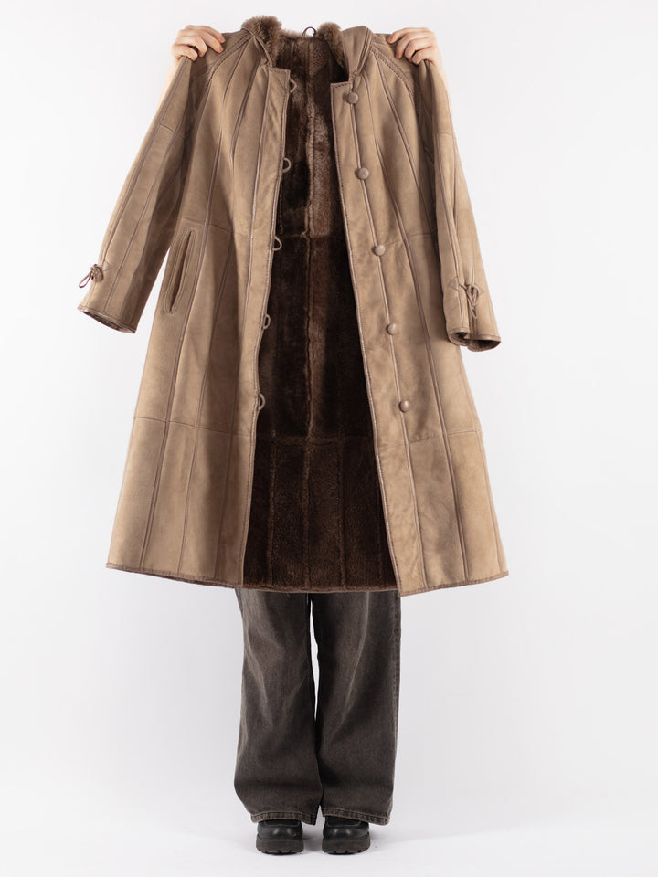 Vintage 80's Women Sheepskin Coat in BeigeV8472