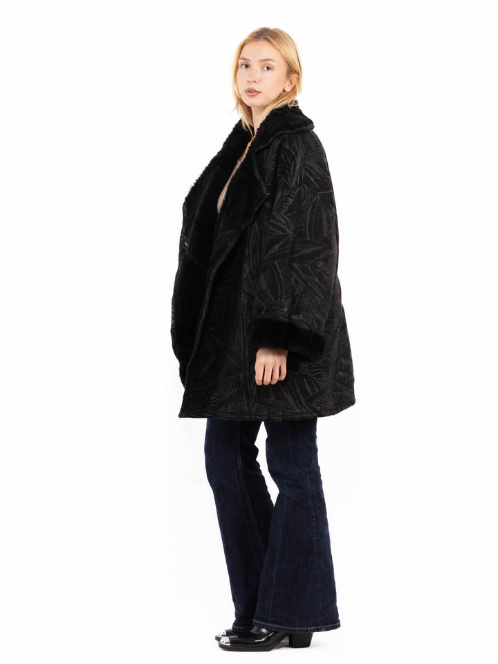 Vintage 80's Women Sheepskin Shearling Coat in BlackA0720