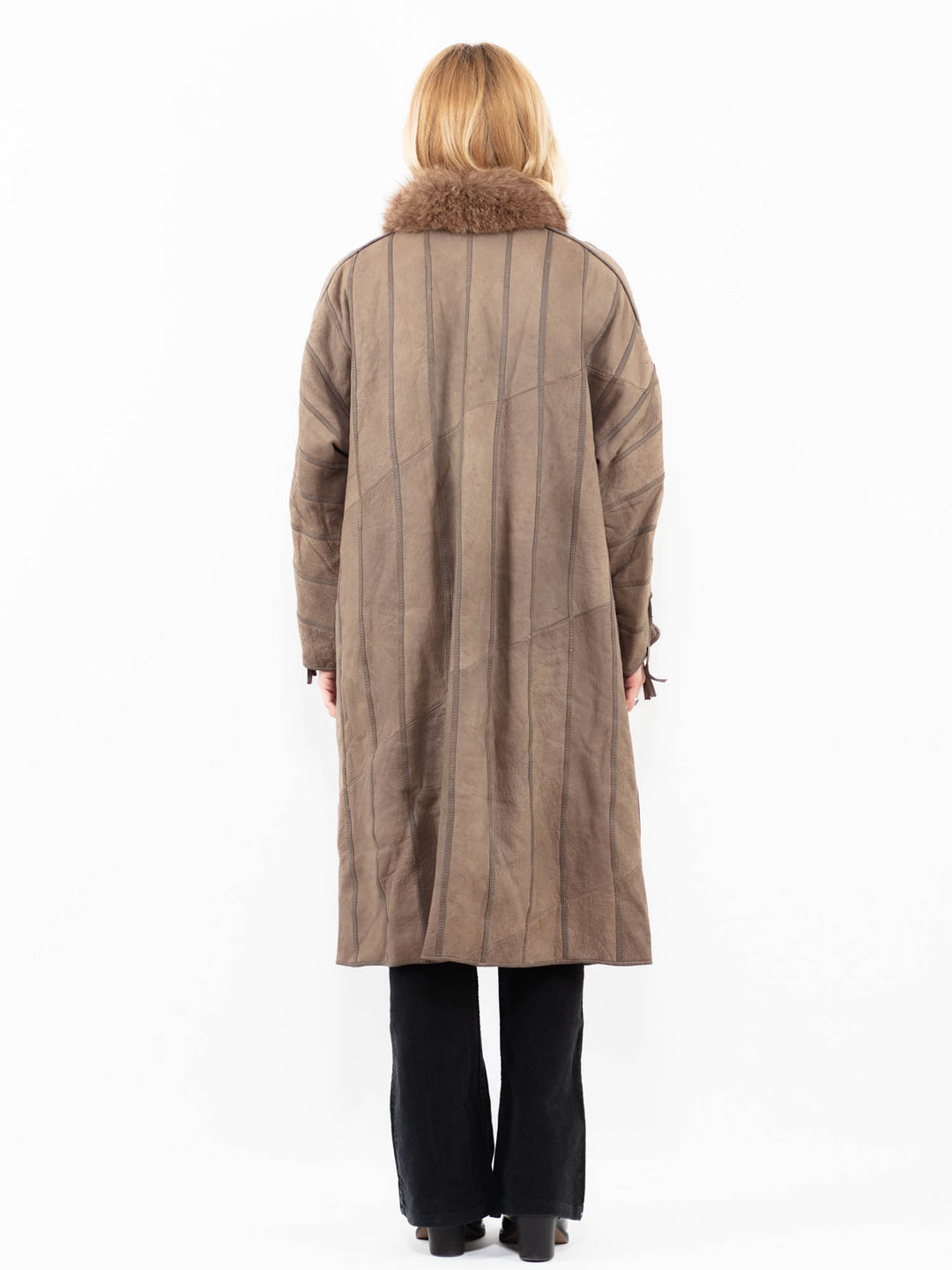 Vintage 80's Women Sheepskin Coat in BeigeA0156