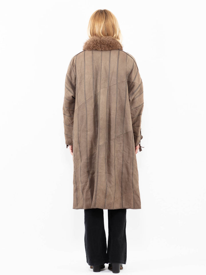 Vintage 80's Women Sheepskin Coat in BeigeA0156