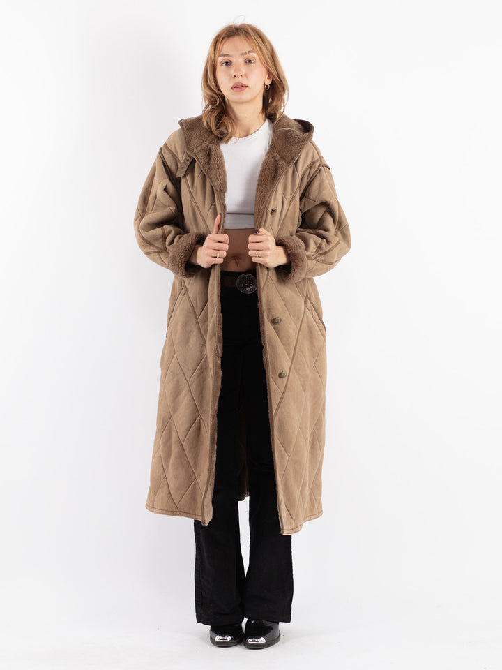 Vintage 80's Women Sheepskin Coat in Beige
