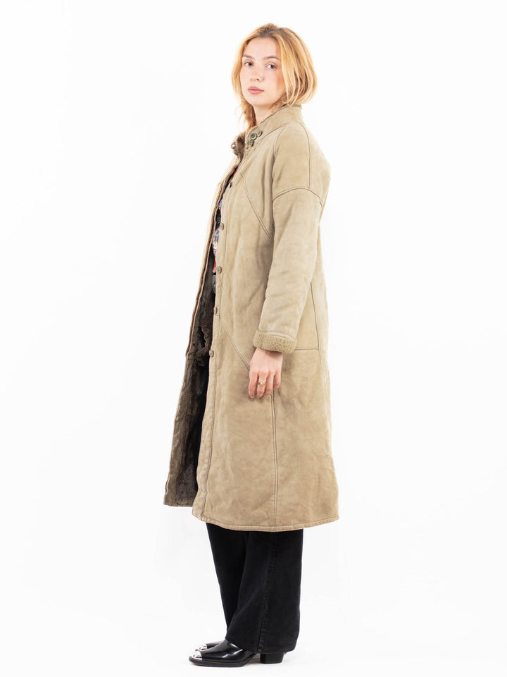 Vintage 80's Women Sheepskin Coat in BeigeA0158