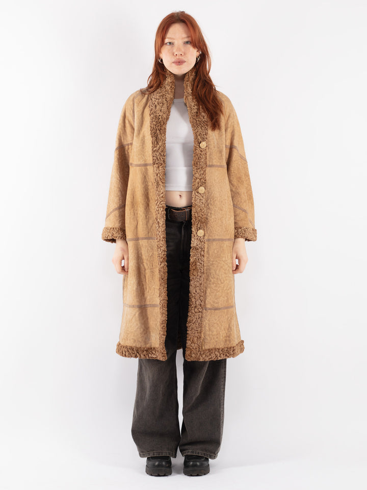 Vintage 80's Women Sheepskin Coat in BeigeV8474