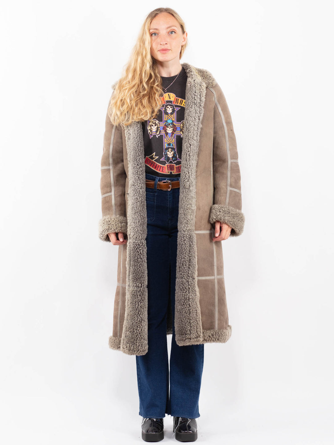 Vintage 80's Women Sheepskin Coat in BeigeA0367