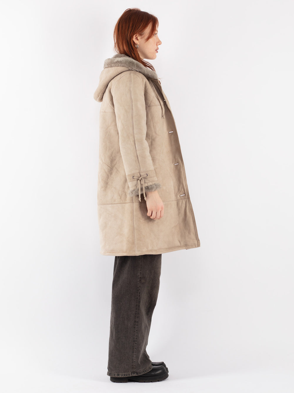Vintage 80's Women Sheepskin Coat in Beige