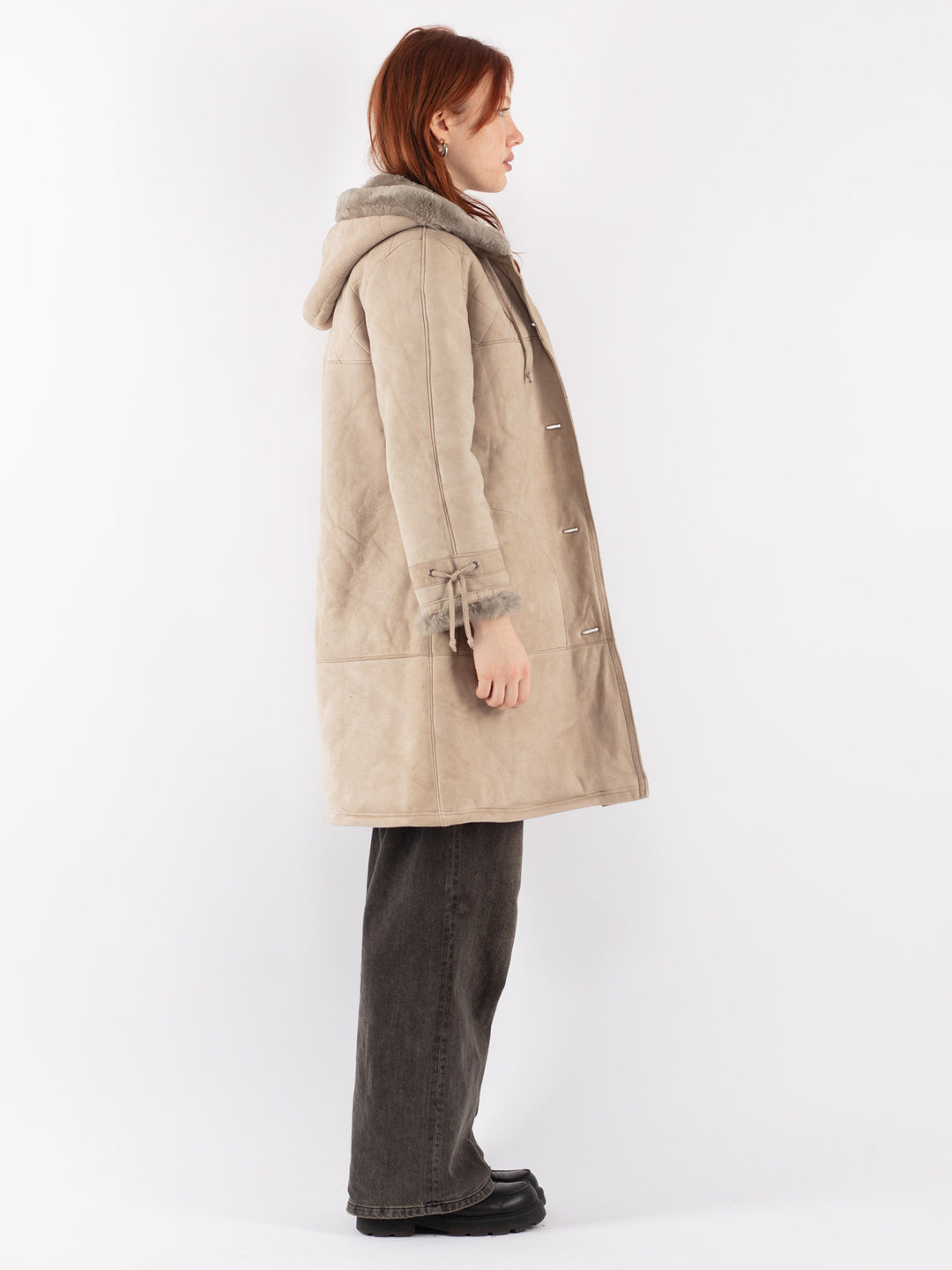 Vintage 80's Women Sheepskin Coat in Beige