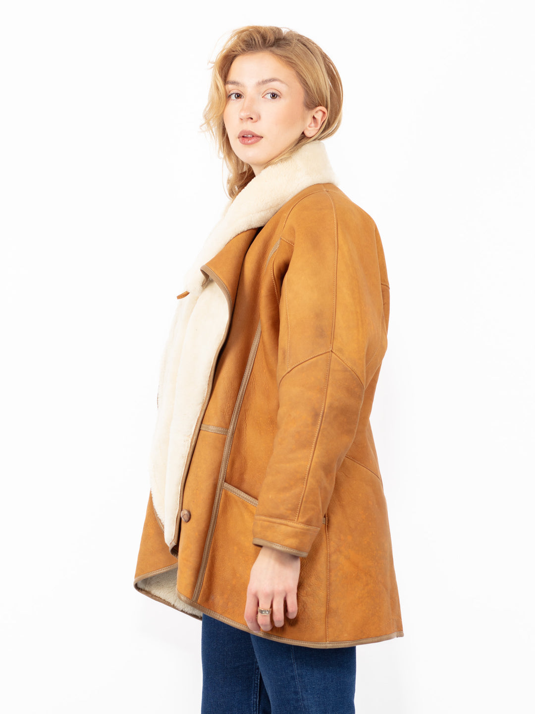 Vintage 80's Women Sheepskin Coat in BrownA0803