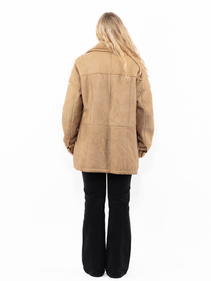 Vintage 80's Women Sheepskin Coat in BeigeA0897