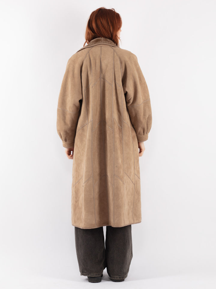 Vintage 80's Women Sheepskin Coat in Beige