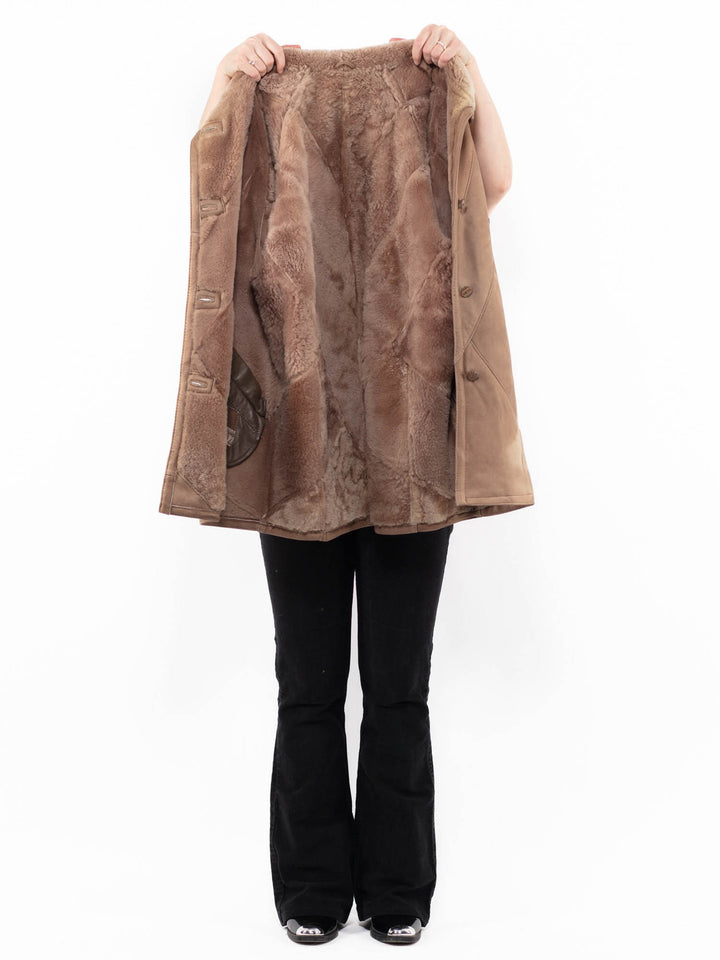 Vintage 80's Women Sheepskin Coat in BeigeA0898