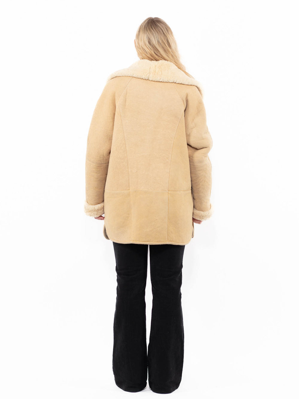 Vintage 80's Women Sheepskin Coat in BeigeA0899